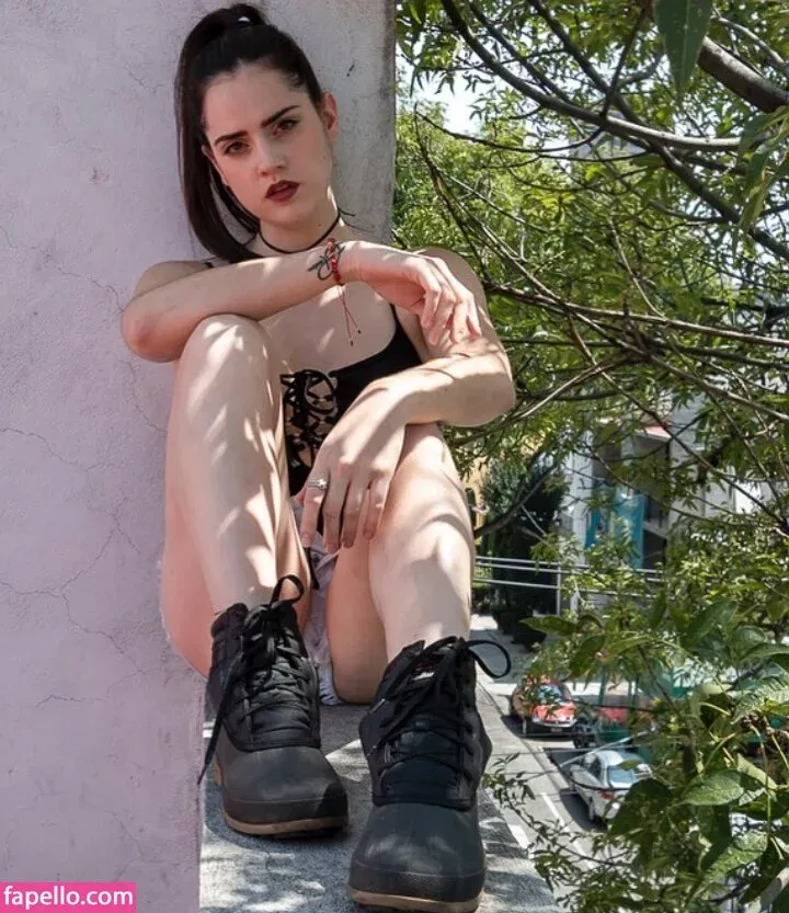 Ophelie Rullier Onlyfans Photo Gallery 