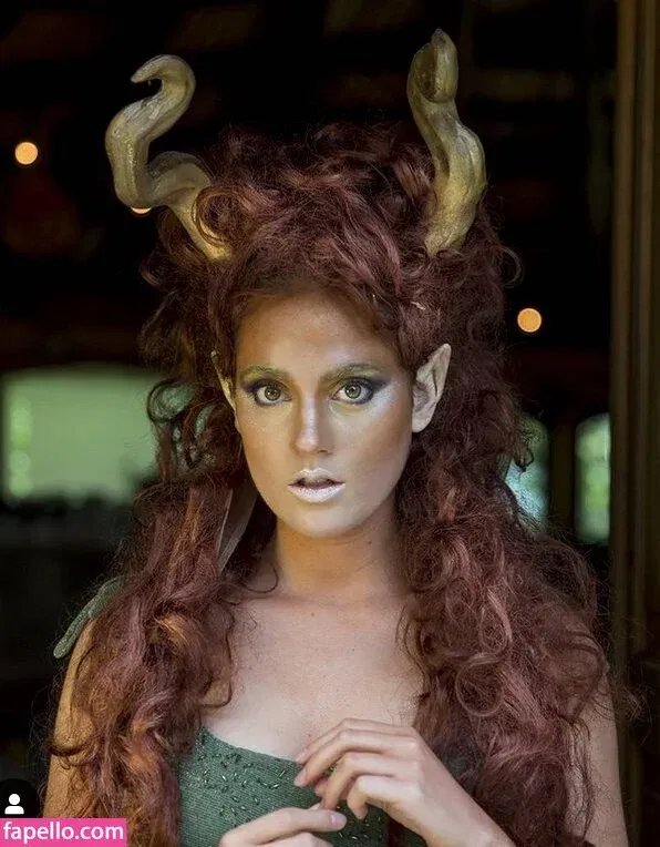 Ophelie Rullier Onlyfans Photo Gallery 