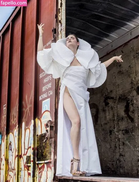 Ophelie Rullier Onlyfans Photo Gallery 