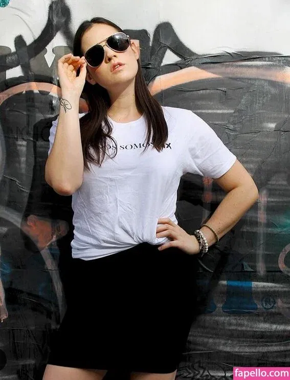 Ophelie Rullier Onlyfans Photo Gallery 