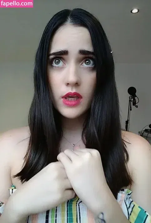 Ophelie Rullier Onlyfans Photo Gallery 