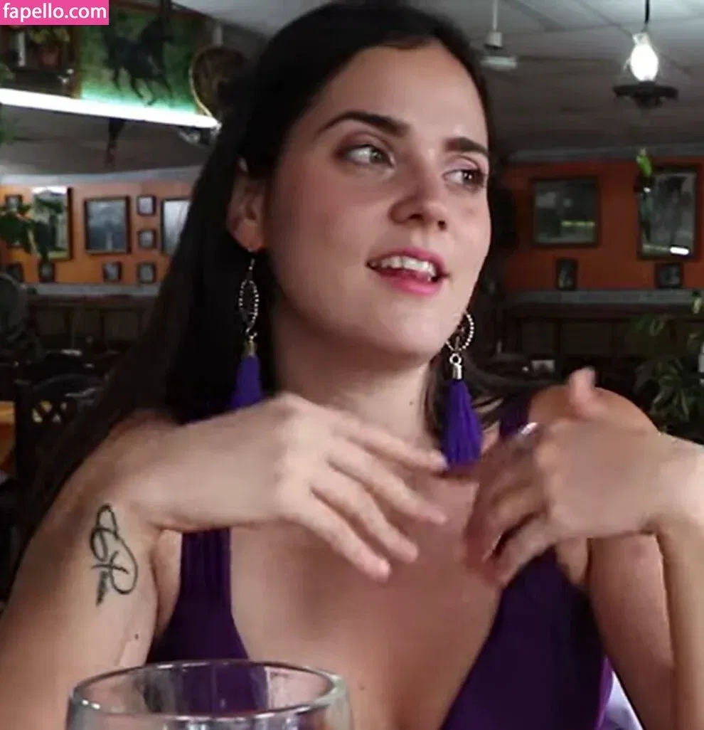 Ophelie Rullier Onlyfans Photo Gallery 