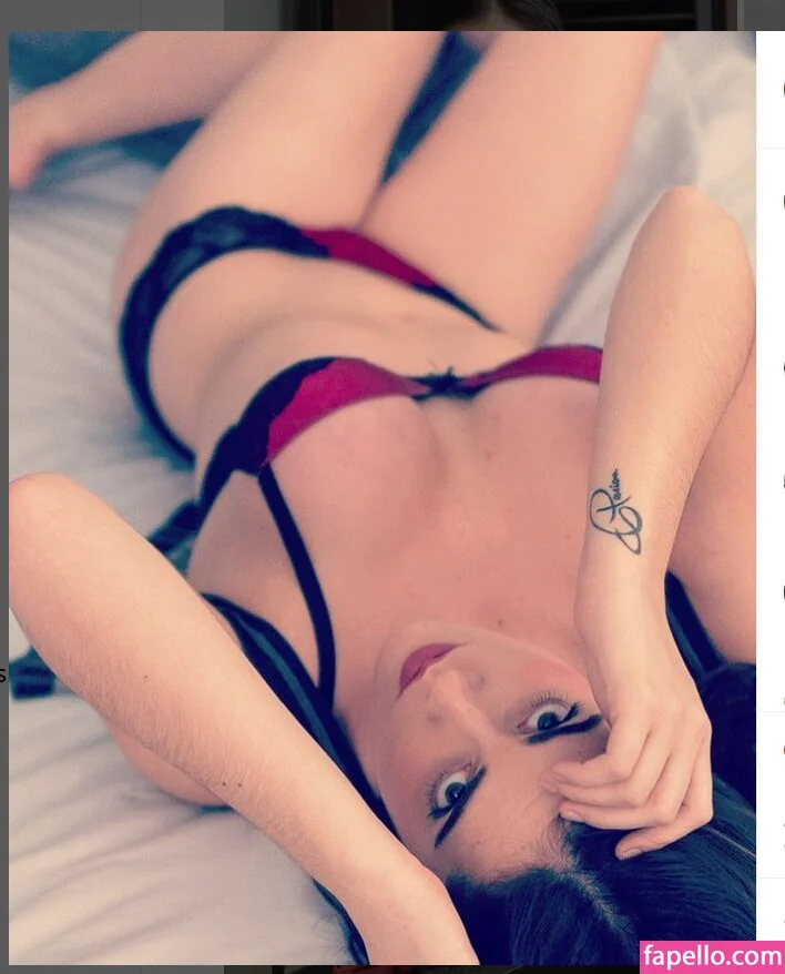 Ophelie Rullier Onlyfans Photo Gallery 