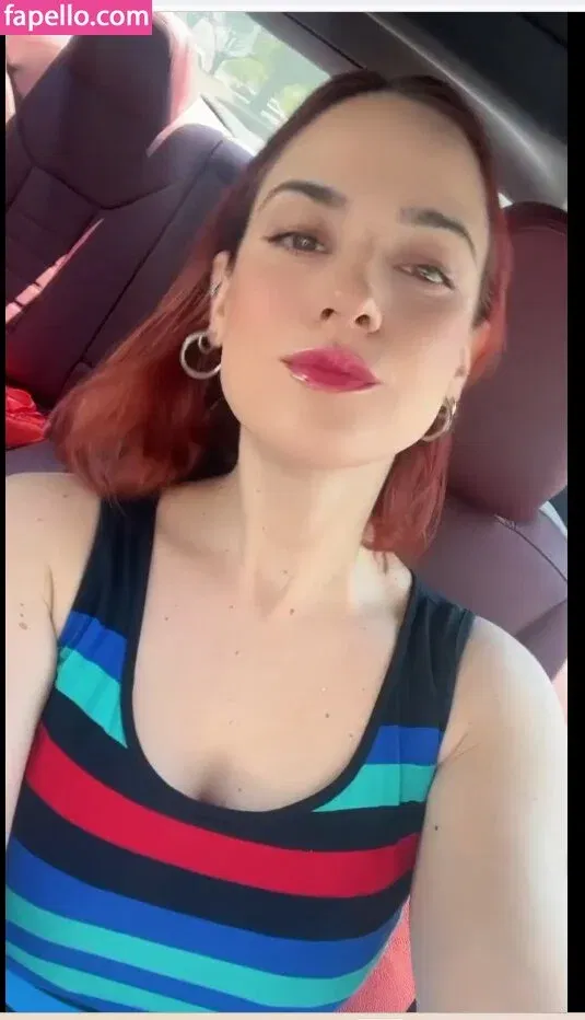 Ophelie Rullier Onlyfans Photo Gallery 