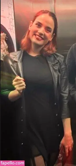 Ophelie Rullier Onlyfans Photo Gallery 