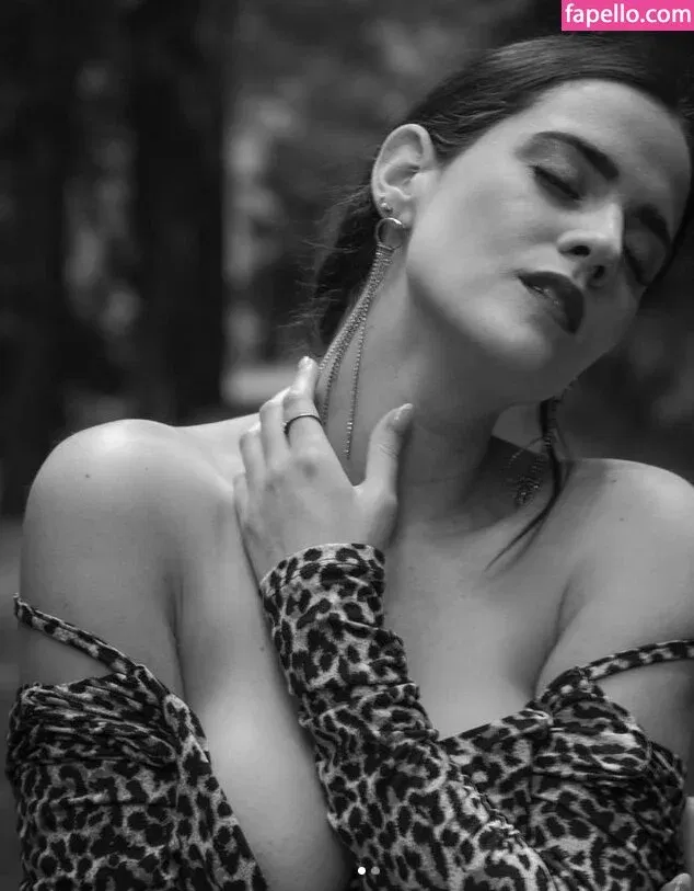 Ophelie Rullier Onlyfans Photo Gallery 