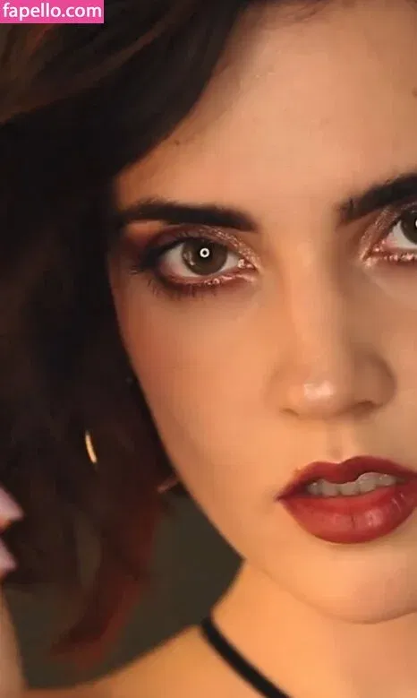 Ophelie Rullier Onlyfans Photo Gallery 