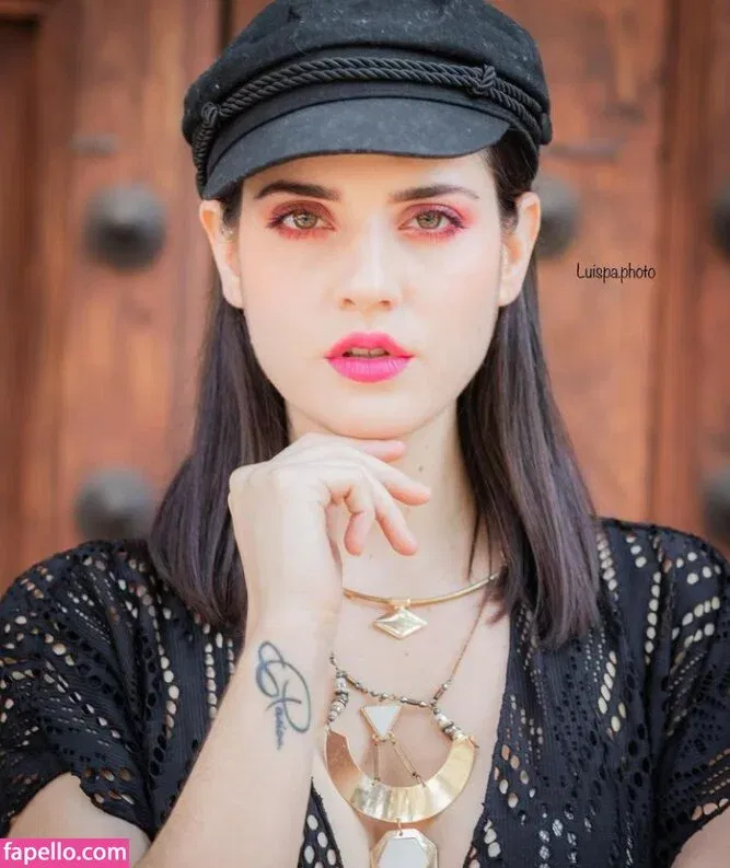 Ophelie Rullier Onlyfans Photo Gallery 