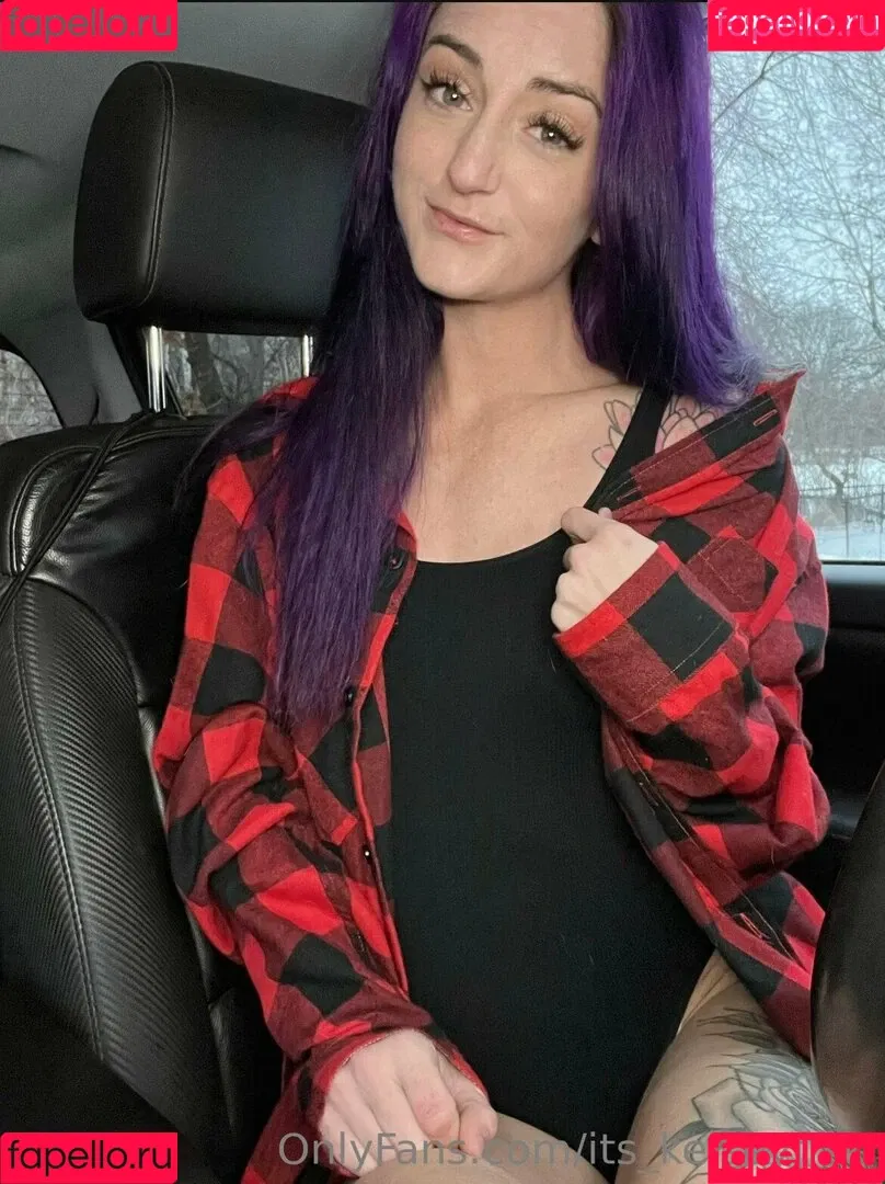 kelseyannefree / kelsharkin Onlyfans Photo Gallery 