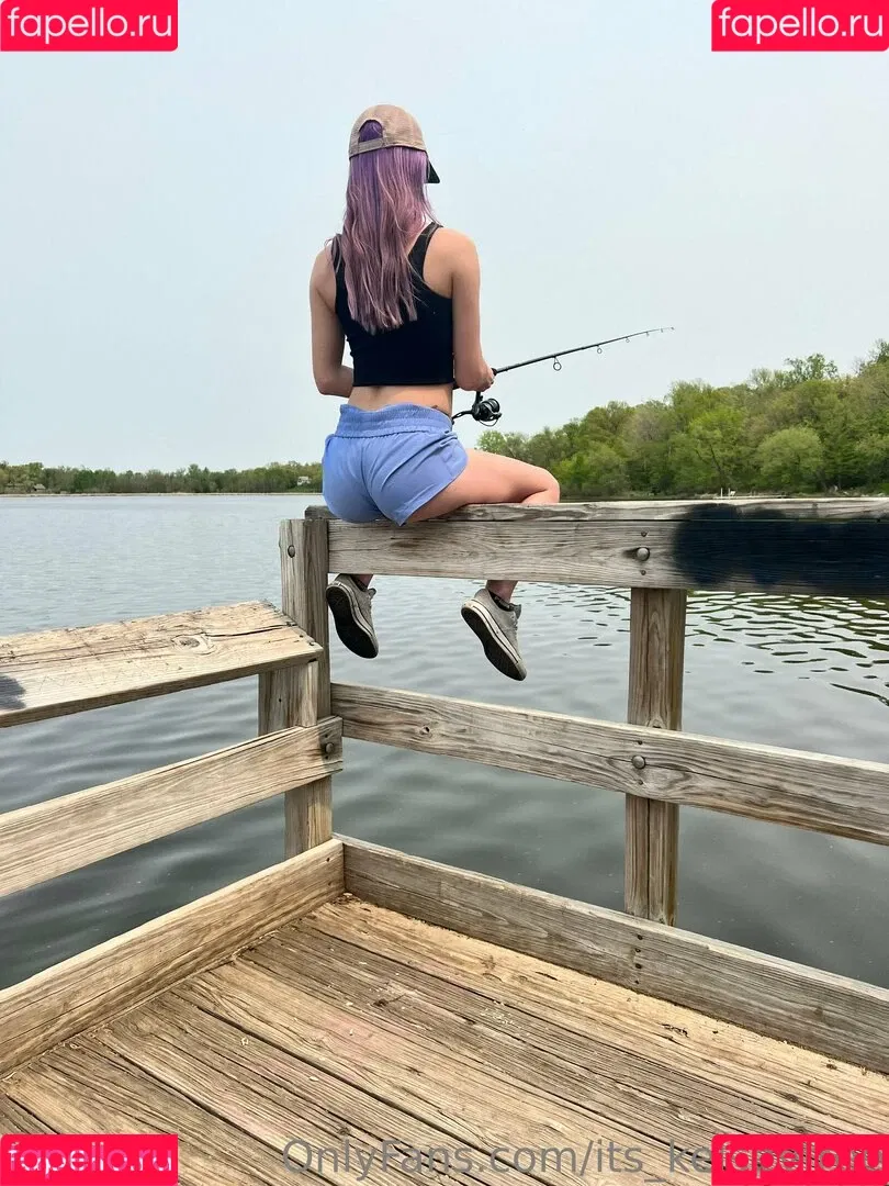 kelseyannefree / kelsharkin Onlyfans Photo Gallery 