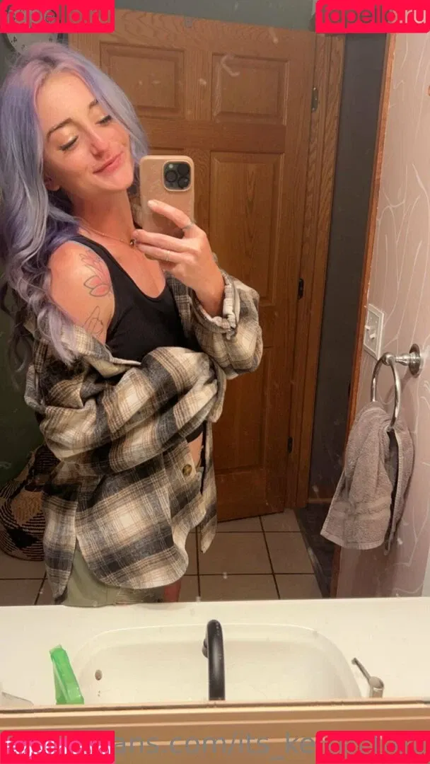 kelseyannefree / kelsharkin Onlyfans Photo Gallery 