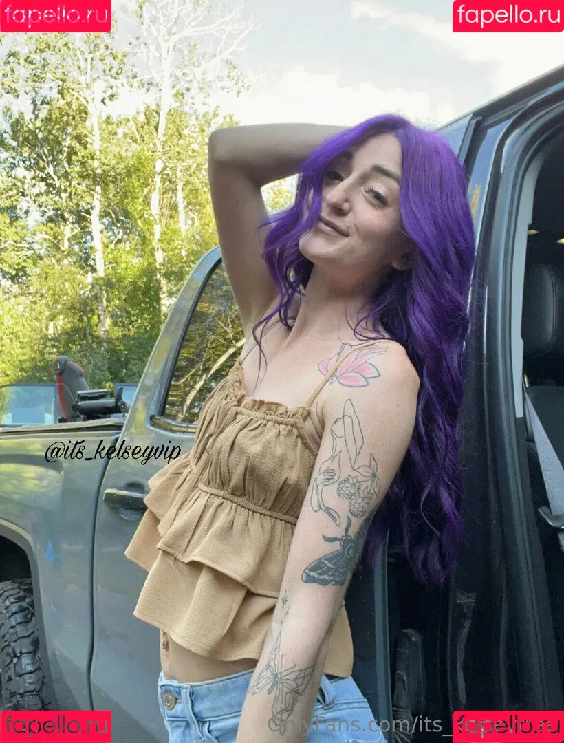 kelseyannefree / kelsharkin Onlyfans Photo Gallery 