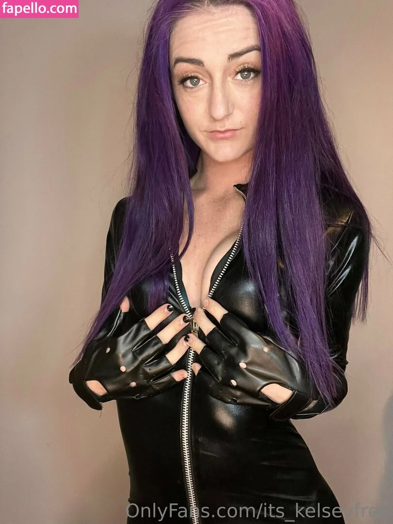 kelseyannefree / kelsharkin Onlyfans Photo Gallery 