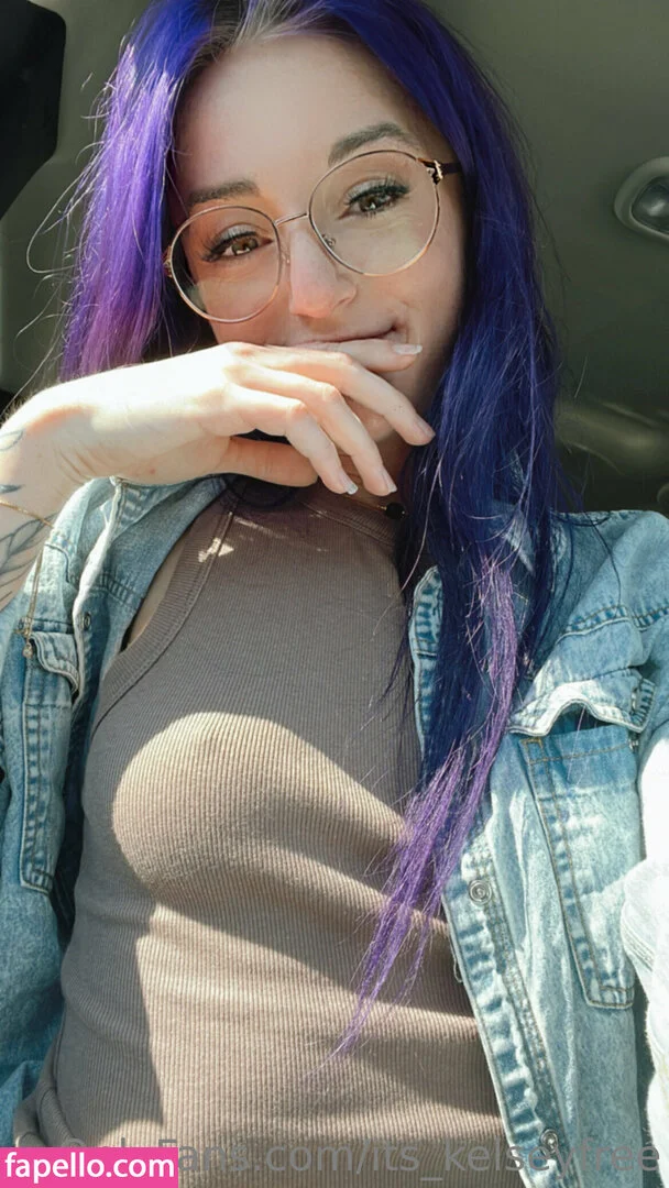 kelseyannefree / kelsharkin Onlyfans Photo Gallery 