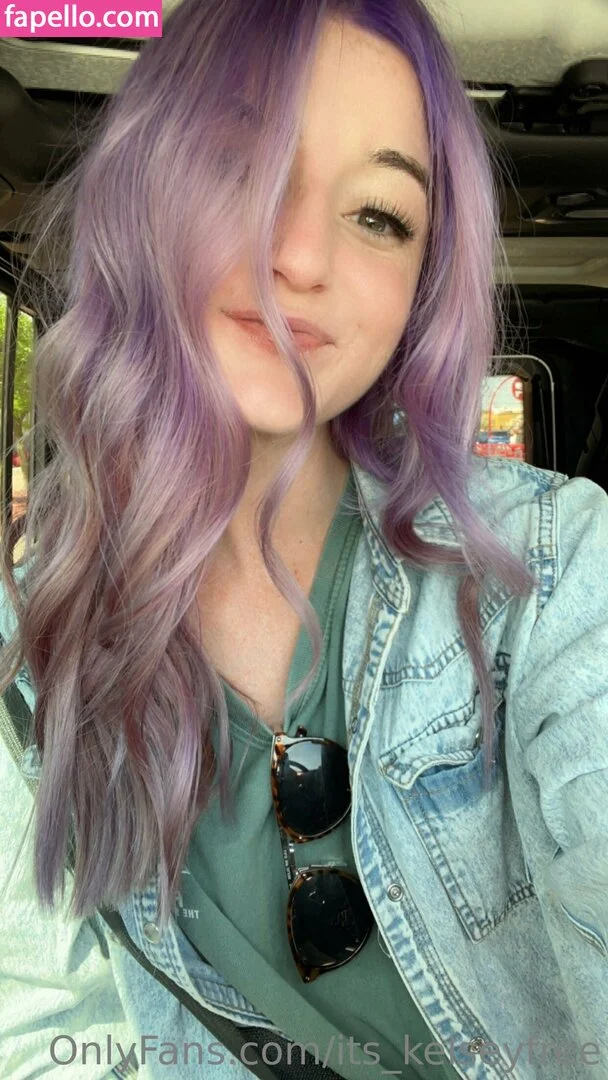 kelseyannefree / kelsharkin Onlyfans Photo Gallery 