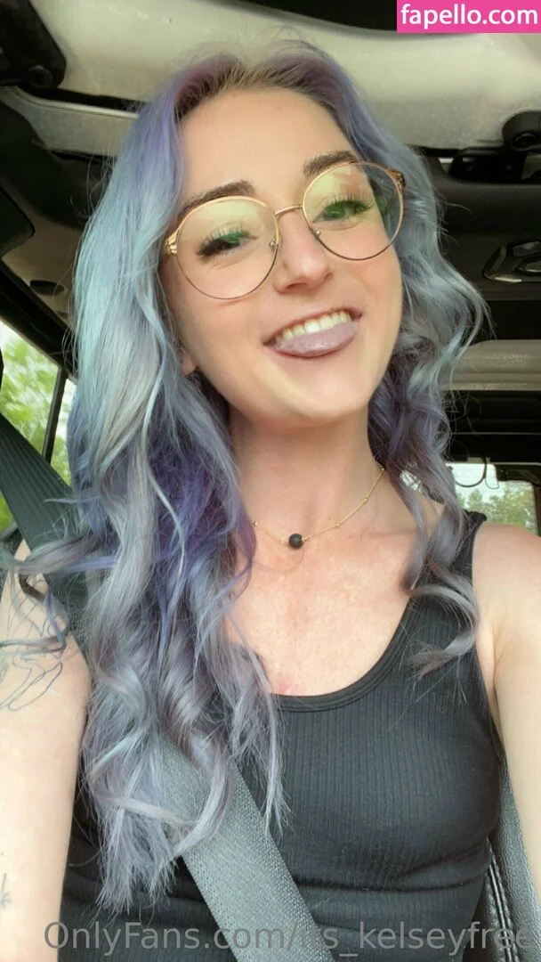 kelseyannefree / kelsharkin Onlyfans Photo Gallery 