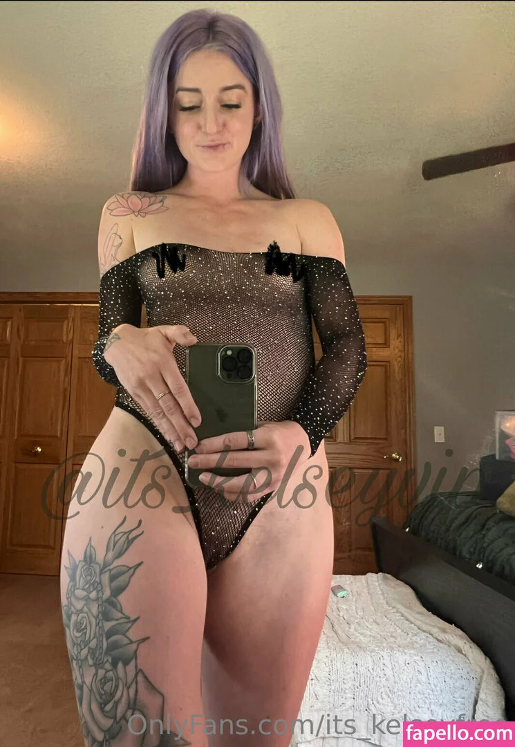 kelseyannefree / kelsharkin Onlyfans Photo Gallery 