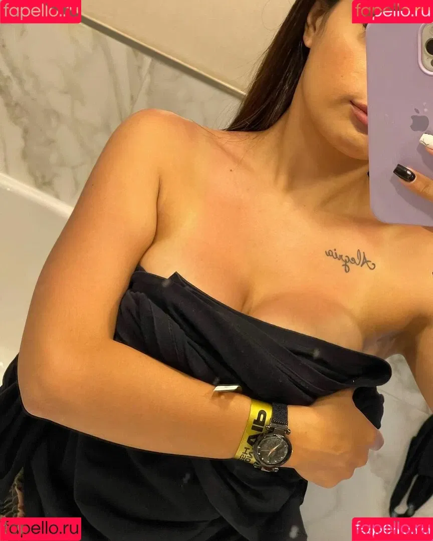 Seleneitor / kathryn_smith Onlyfans Photo Gallery 