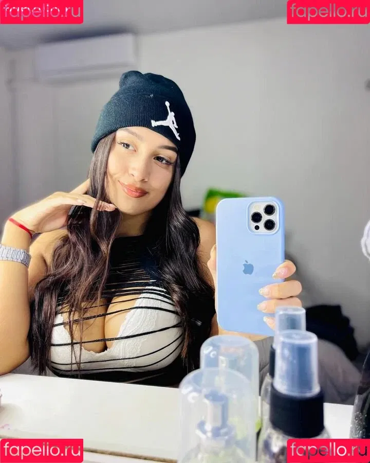 Seleneitor / kathryn_smith Onlyfans Photo Gallery 