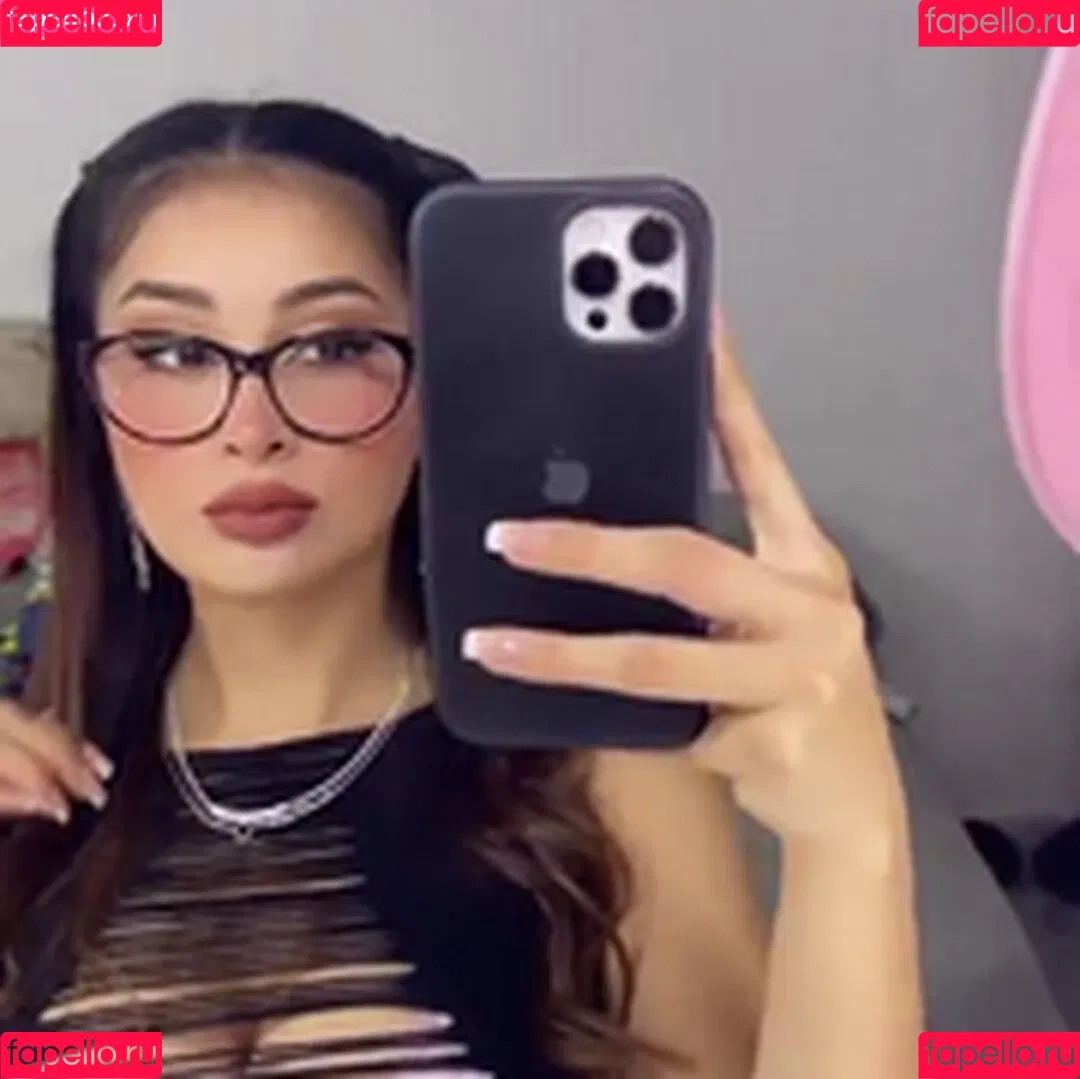 Seleneitor / kathryn_smith Onlyfans Photo Gallery 