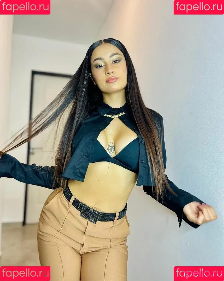 Seleneitor / kathryn_smith Onlyfans Photo Gallery 