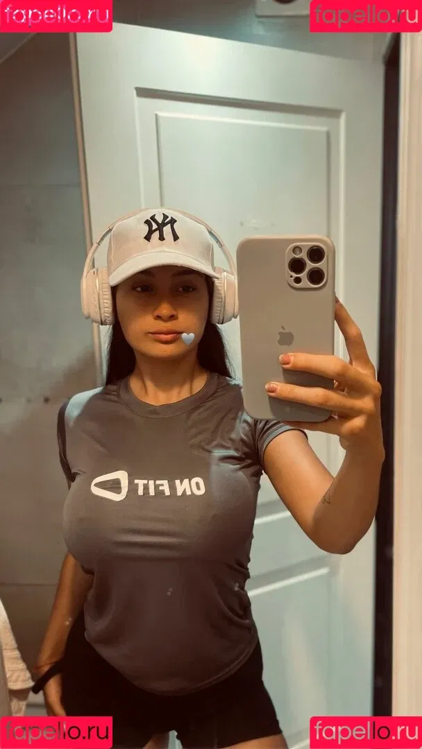 Seleneitor / kathryn_smith Onlyfans Photo Gallery 