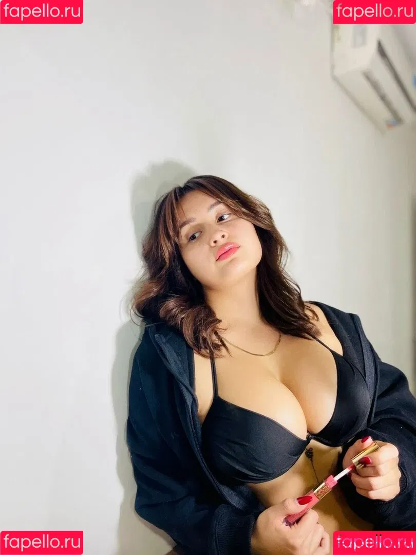 Seleneitor / kathryn_smith Onlyfans Photo Gallery 