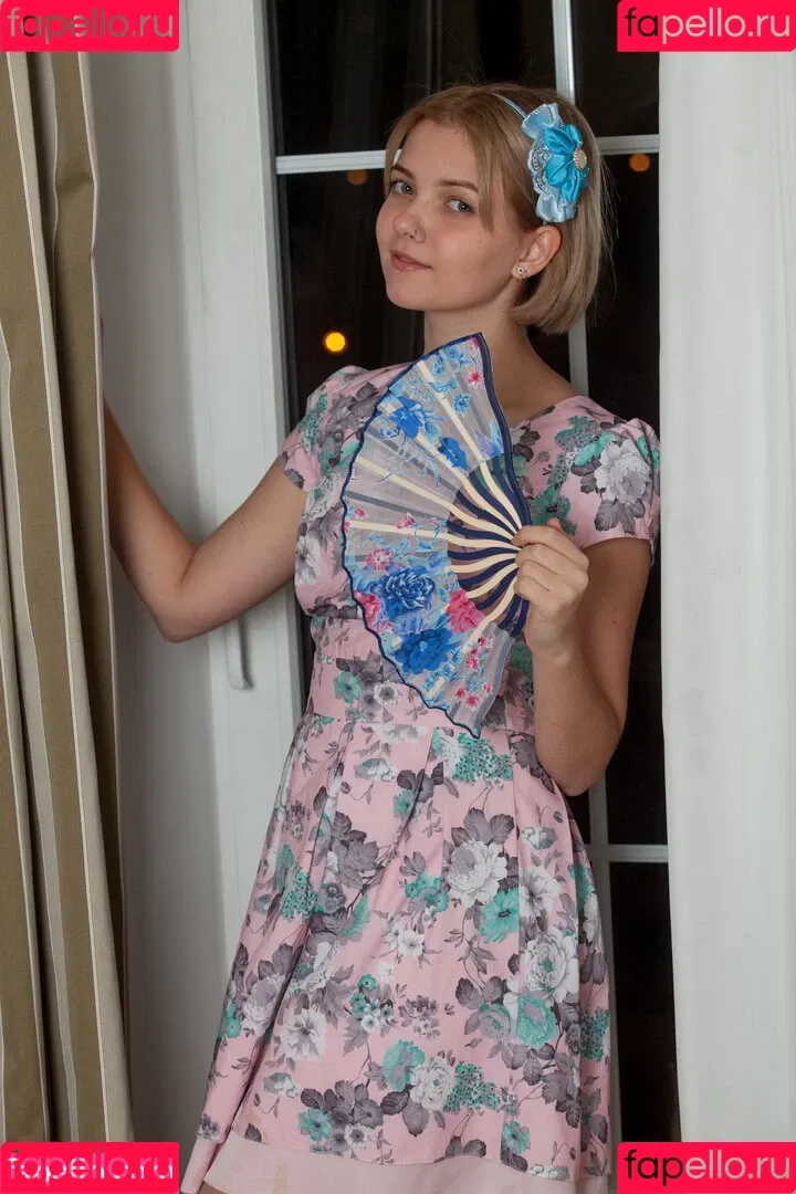 ShowyBeauty / heidi_rom / showbeautyofficial Onlyfans Photo Gallery 