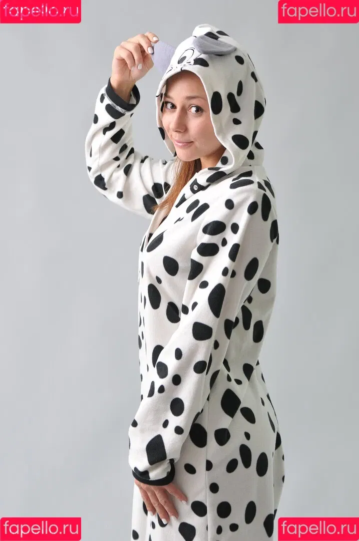 ShowyBeauty / heidi_rom / showbeautyofficial Onlyfans Photo Gallery 