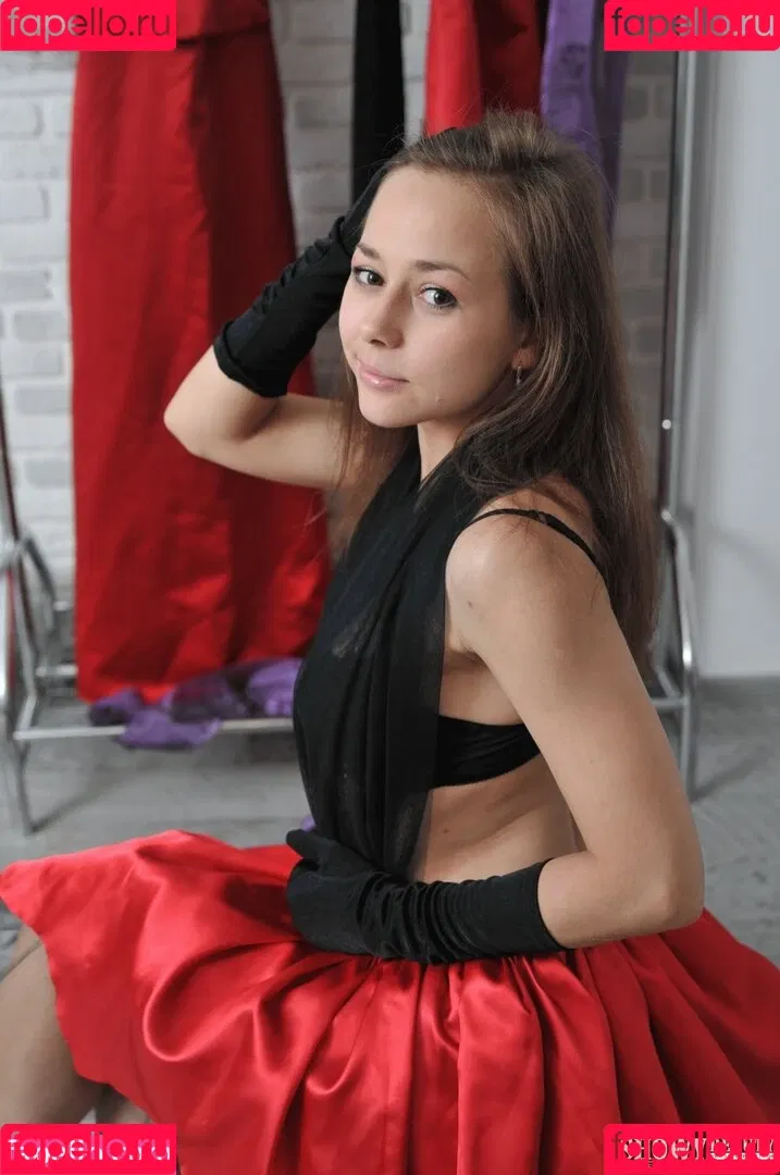 ShowyBeauty / heidi_rom / showbeautyofficial Onlyfans Photo Gallery 