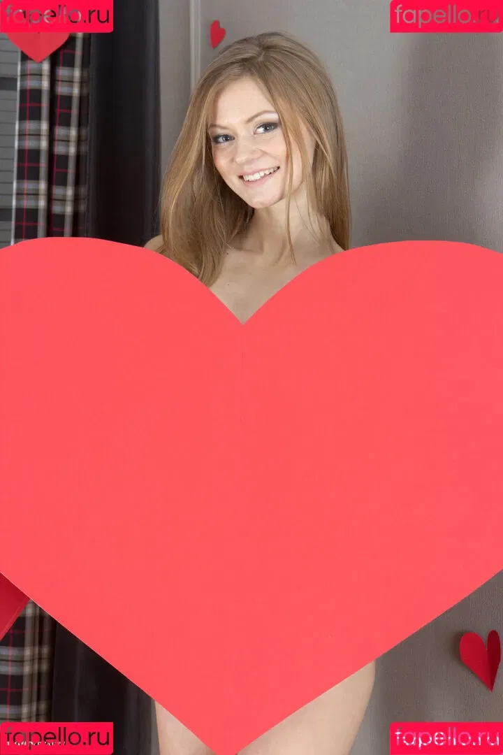 ShowyBeauty / heidi_rom / showbeautyofficial Onlyfans Photo Gallery 