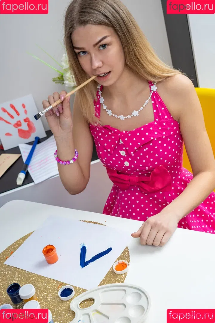 ShowyBeauty / heidi_rom / showbeautyofficial Onlyfans Photo Gallery 