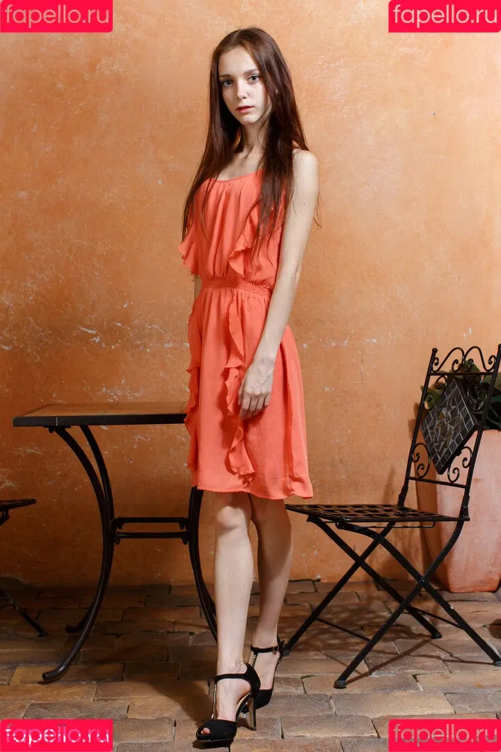 ShowyBeauty / heidi_rom / showbeautyofficial Onlyfans Photo Gallery 