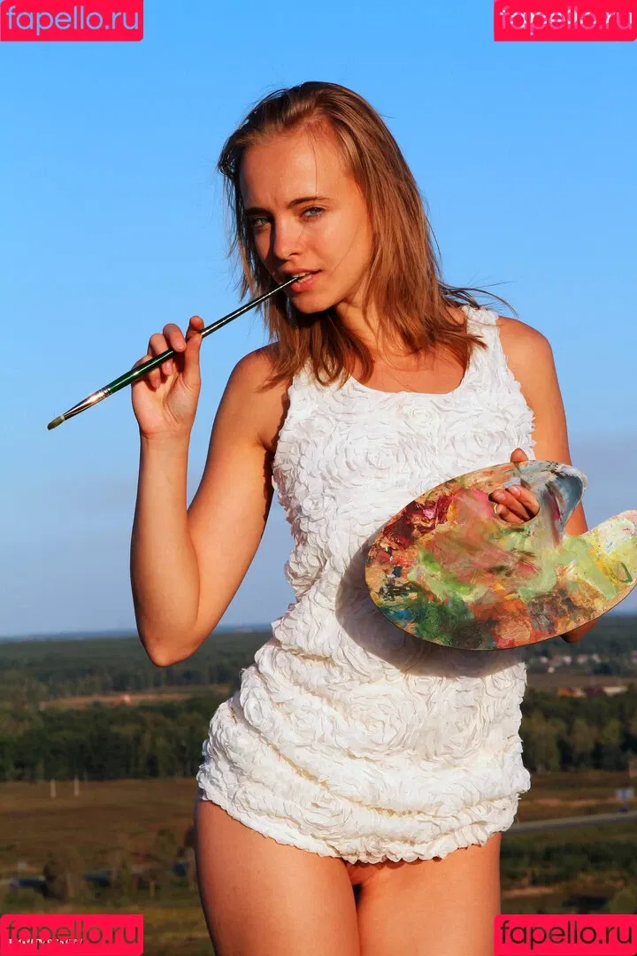 ShowyBeauty / heidi_rom / showbeautyofficial Onlyfans Photo Gallery 