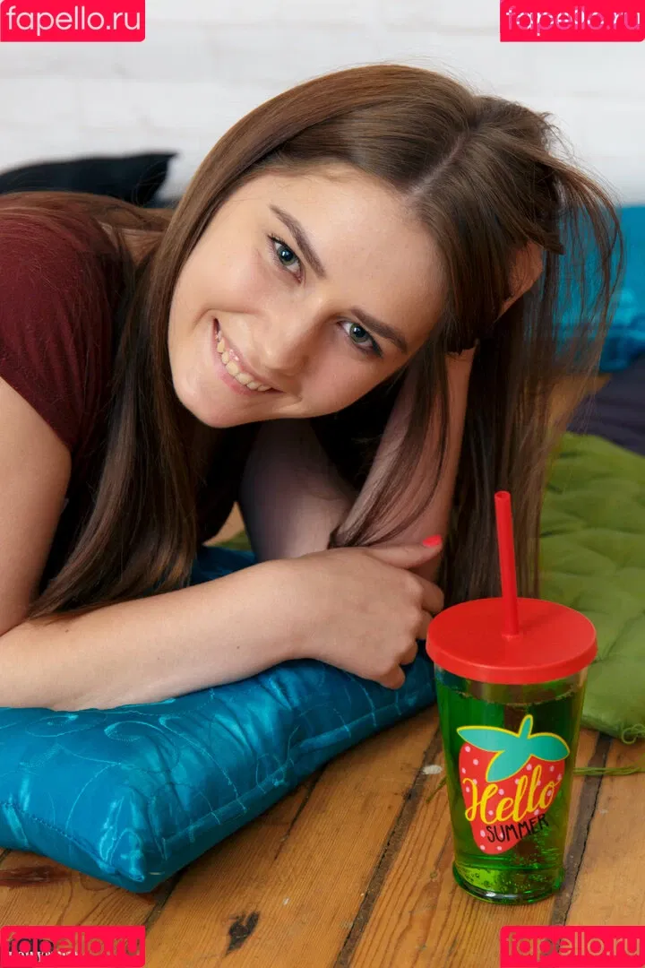 ShowyBeauty / heidi_rom / showbeautyofficial Onlyfans Photo Gallery 