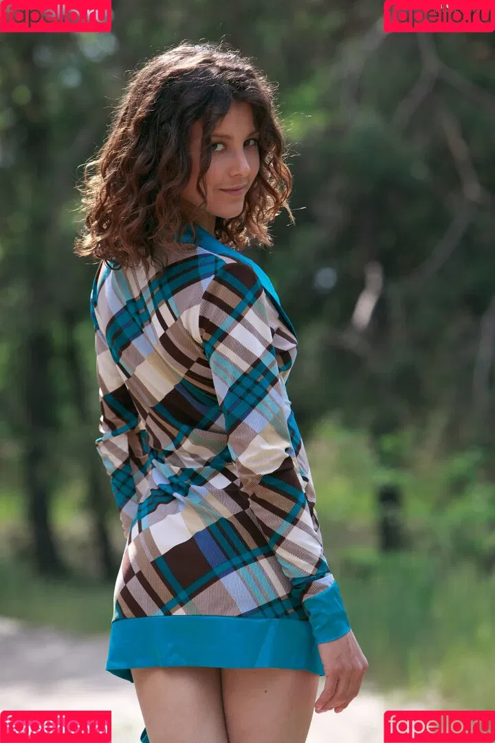 ShowyBeauty / heidi_rom / showbeautyofficial Onlyfans Photo Gallery 