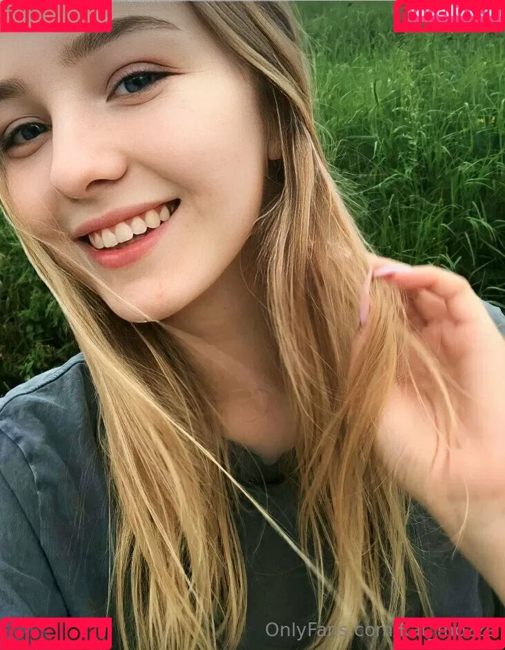 kat_mozze / katamogz Onlyfans Photo Gallery 