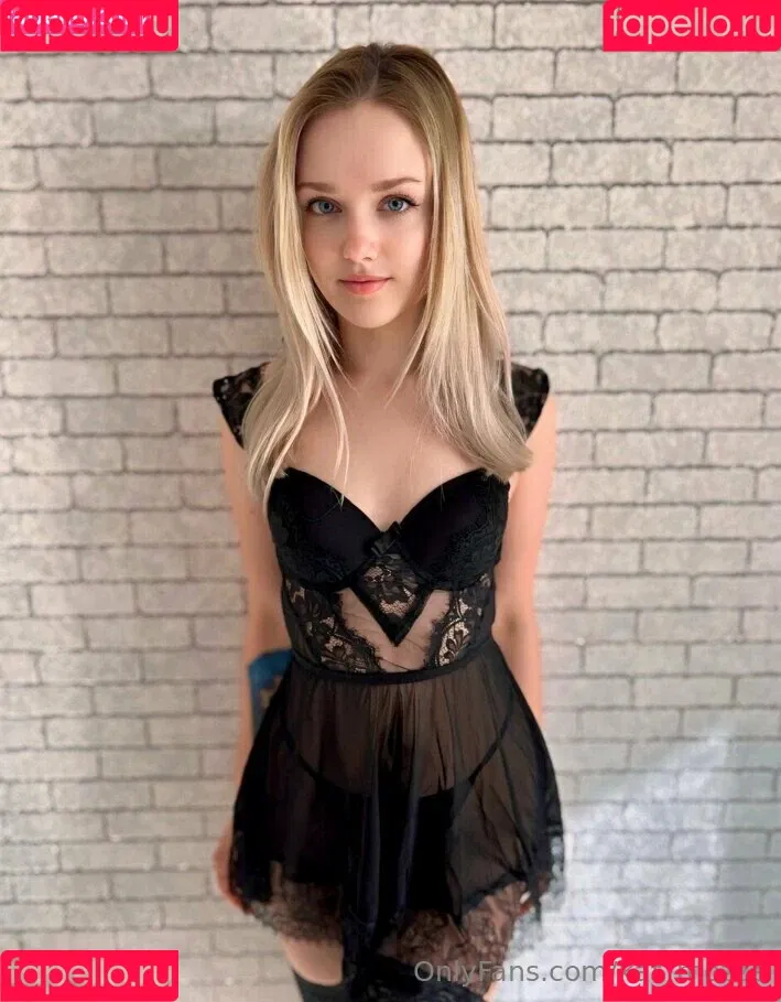 kat_mozze / katamogz Onlyfans Photo Gallery 