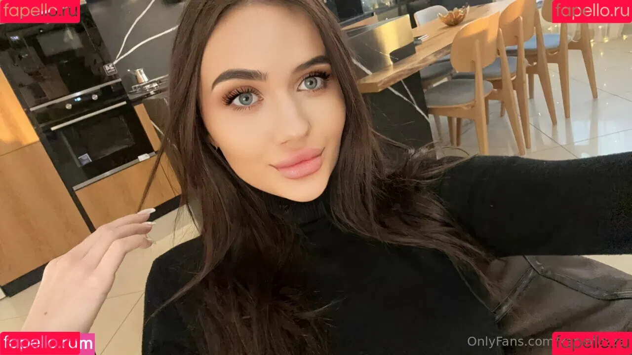 kat_mozze / katamogz Onlyfans Photo Gallery 