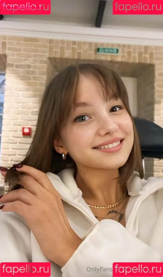 kat_mozze / katamogz Onlyfans Photo Gallery 