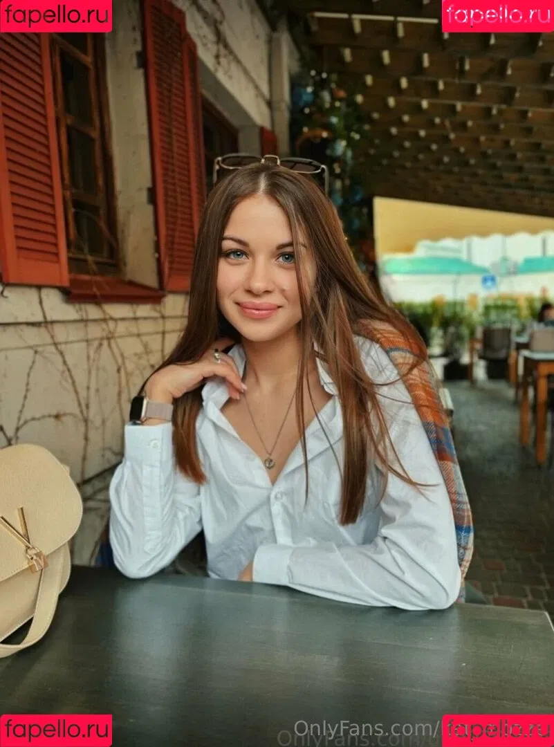 kat_mozze / katamogz Onlyfans Photo Gallery 