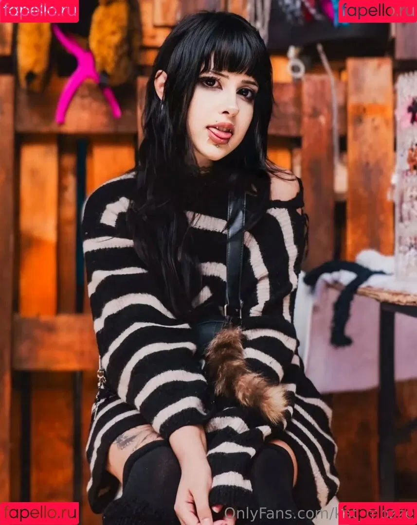 kat_mozze / katamogz Onlyfans Photo Gallery 