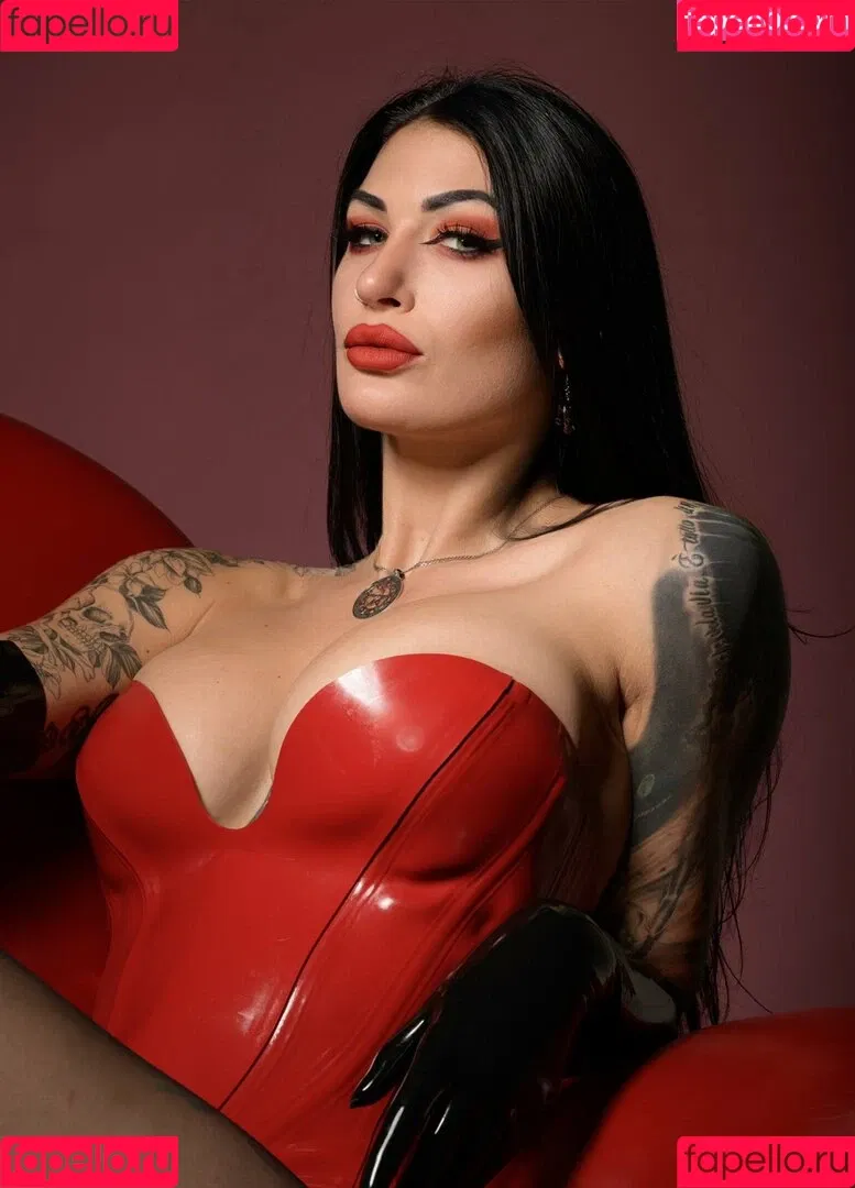 Damazonia_ / Mistress Damazonia / damazonia.official Onlyfans Photo Gallery 