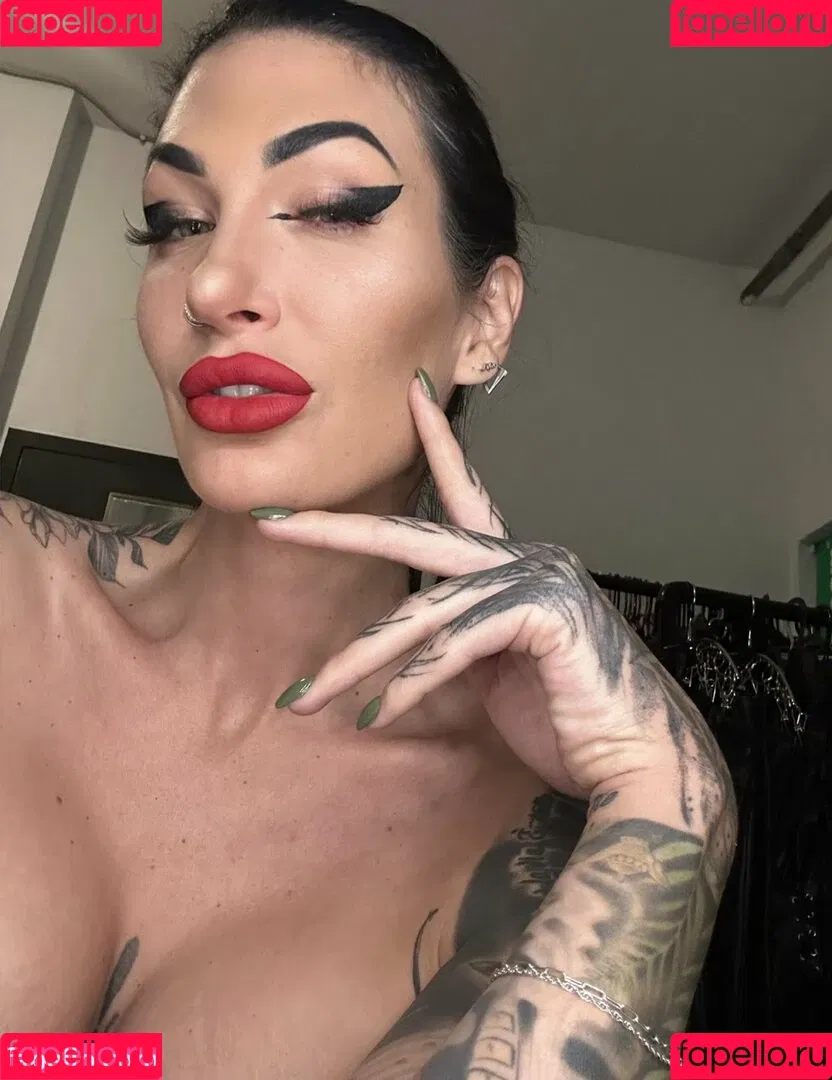 Damazonia_ / Mistress Damazonia / damazonia.official Onlyfans Photo Gallery 