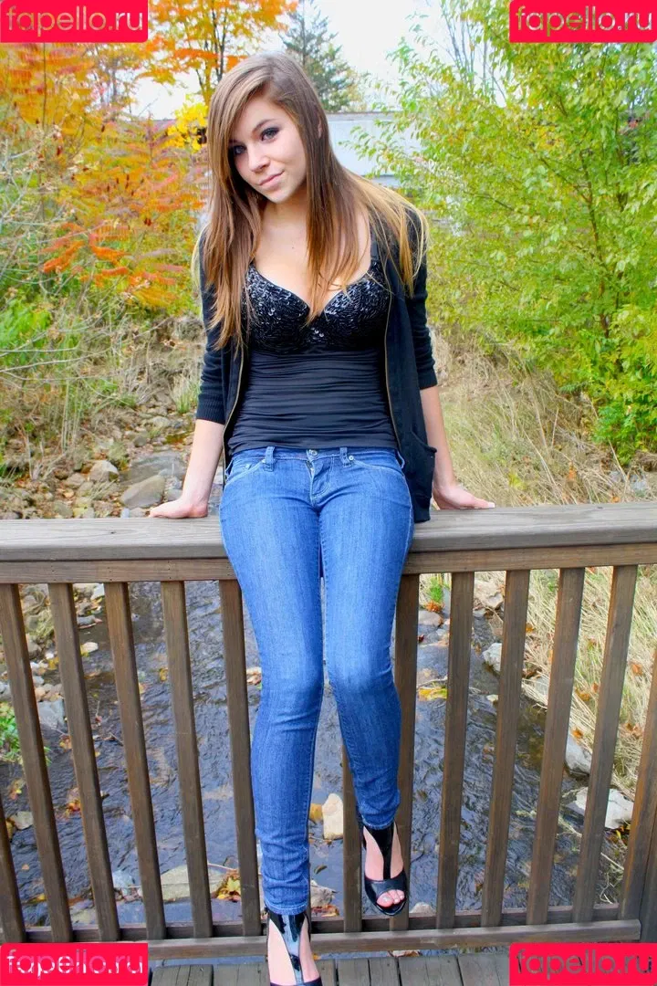 Stephanie Manescu / stephaniemanescu Onlyfans Photo Gallery 