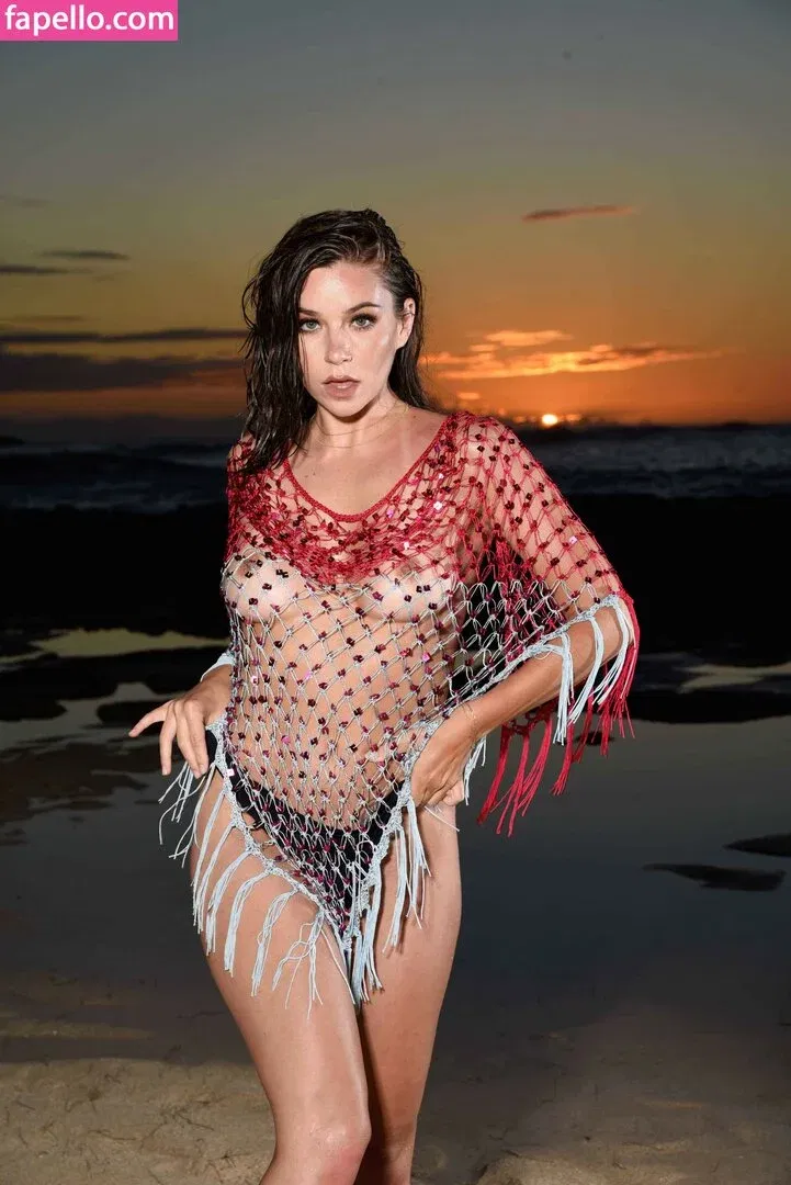 Stephanie Manescu / stephaniemanescu Onlyfans Photo Gallery 