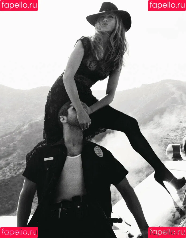 Jennifer Aniston / jenniferaniston Onlyfans Photo Gallery 