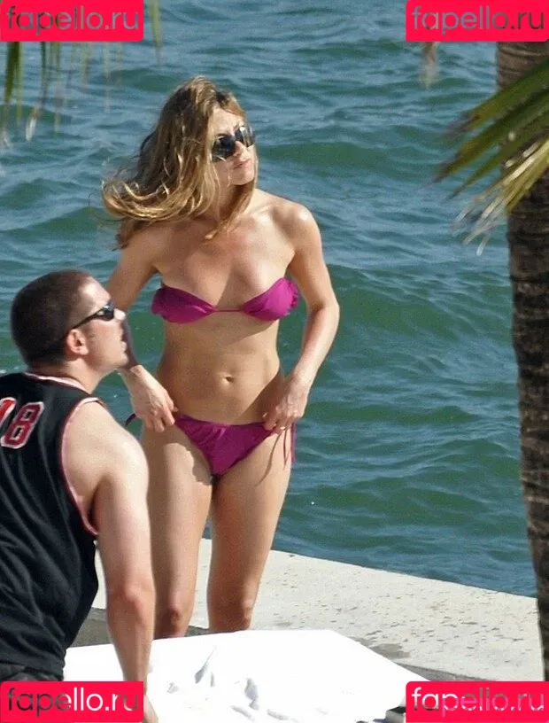 Jennifer Aniston / jenniferaniston Onlyfans Photo Gallery 