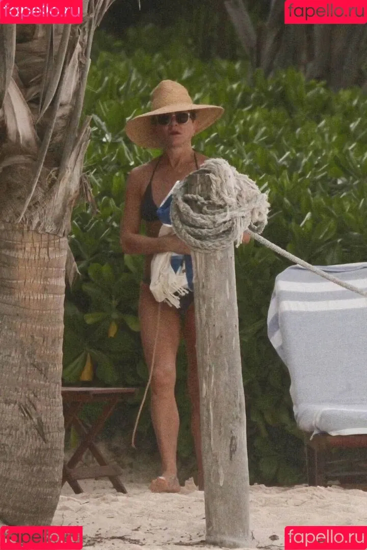 Jennifer Aniston / jenniferaniston Onlyfans Photo Gallery 