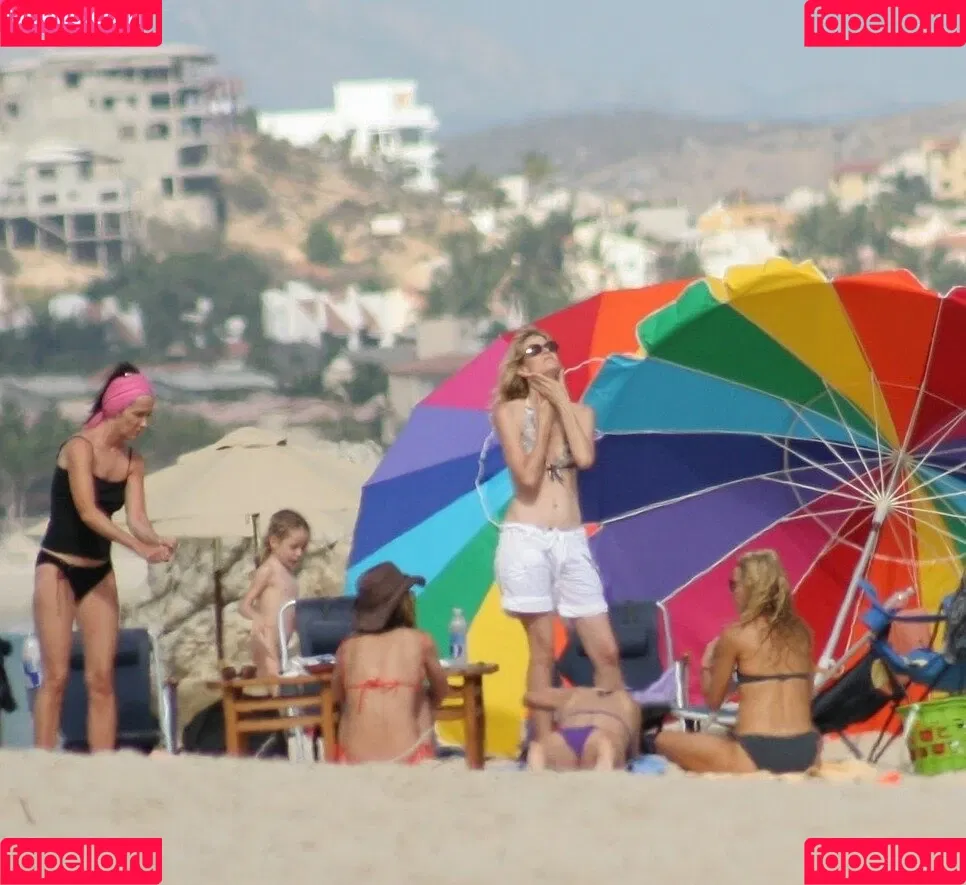 Jennifer Aniston / jenniferaniston Onlyfans Photo Gallery 